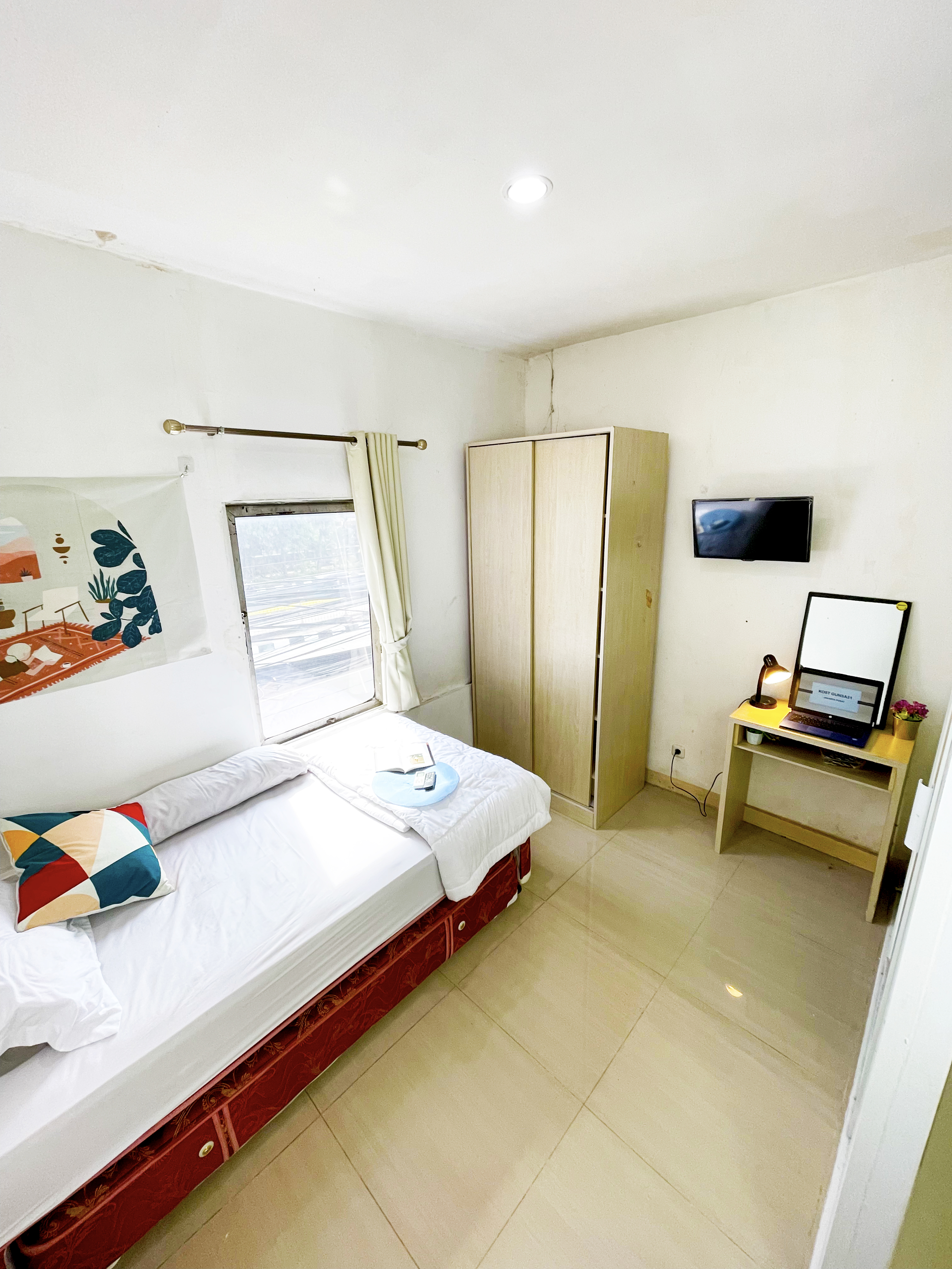 Kost Gunsa 31