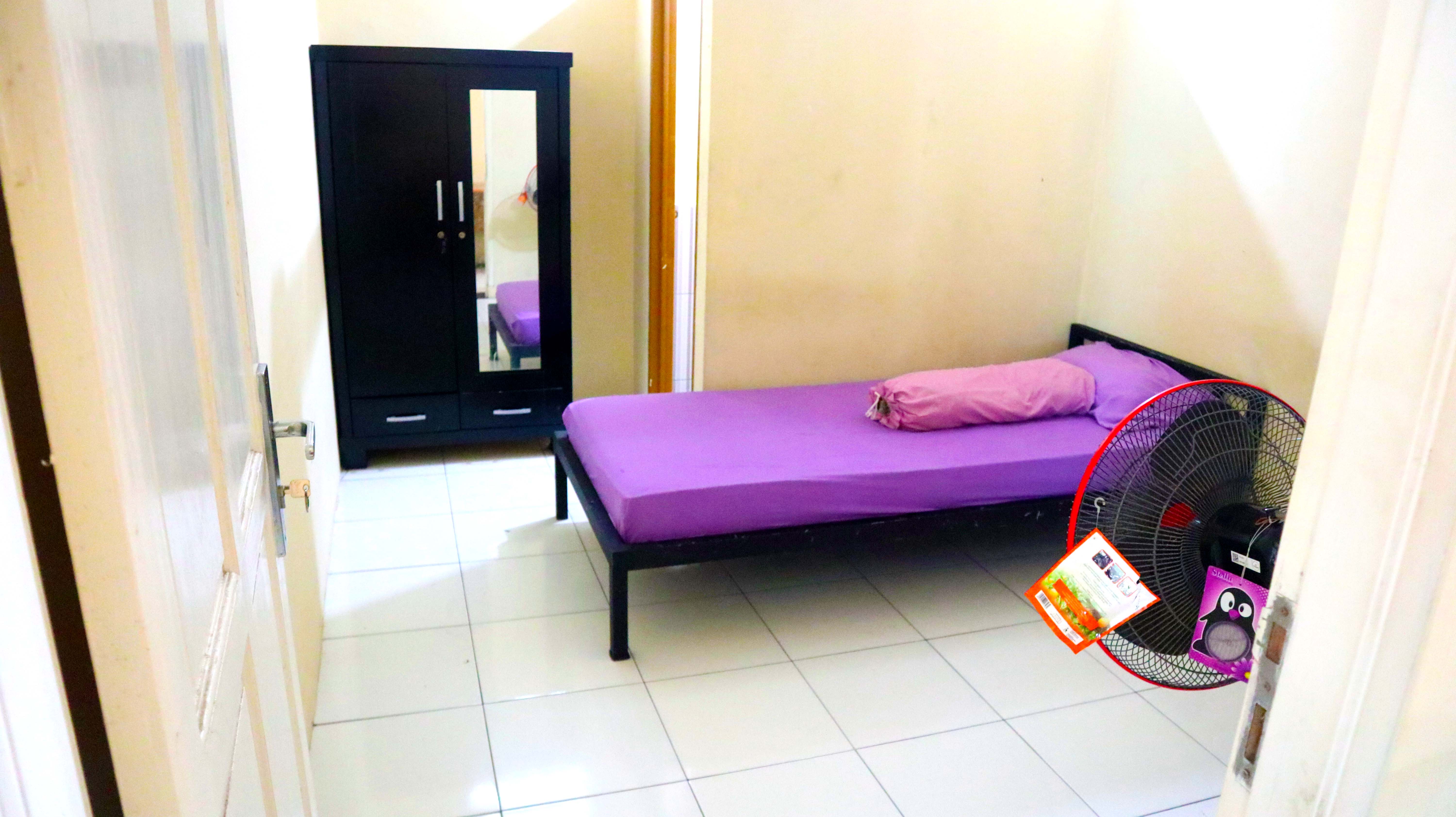Kost Ibu Indah Pondok Aren